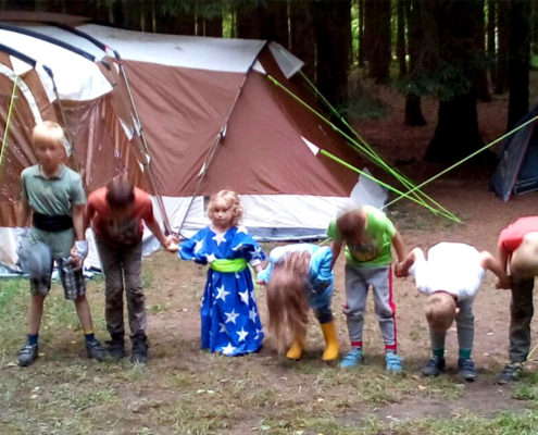 Theatergruppe beim Verbeugen